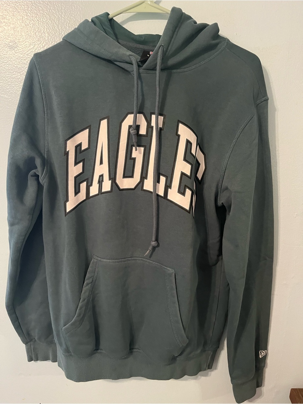 Green Pullover Hoodie - Men's Casual Sweatshirt Philadelphia Eagles